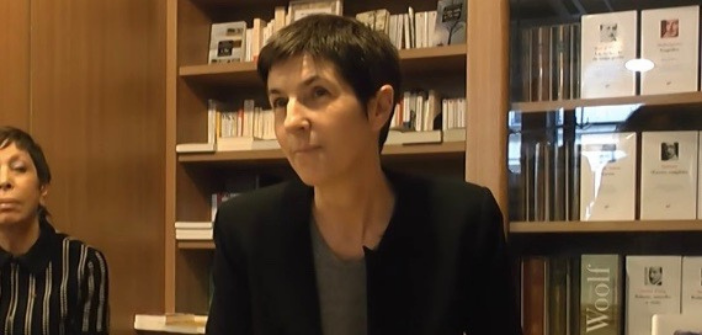 Christine Angot en dédicace à la Fnac