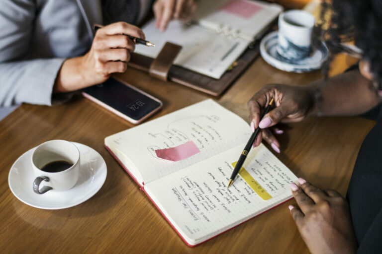 Les amis de la démocratie vous invite à débattre autour d’un café jeudi 6 avril