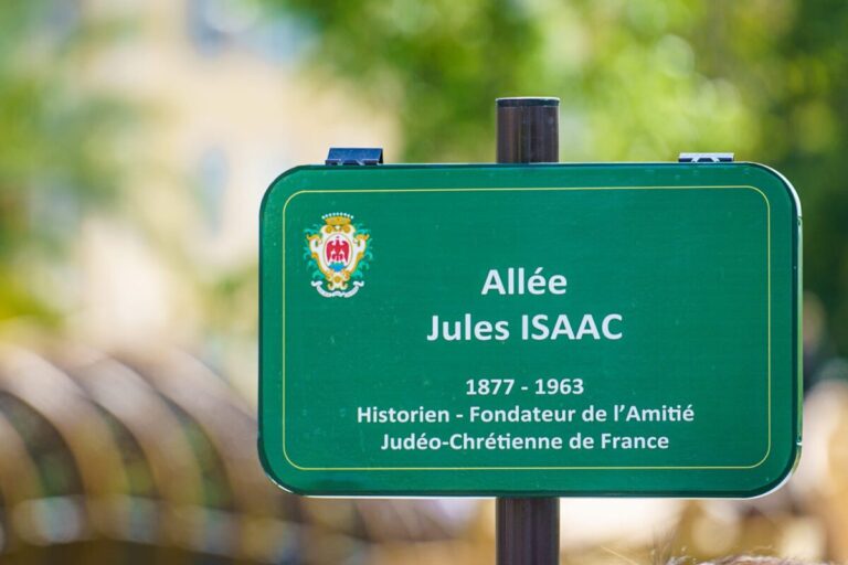 Inauguration de l’Allée Jules Isaac, en hommage à l’historien français et Homme de paix