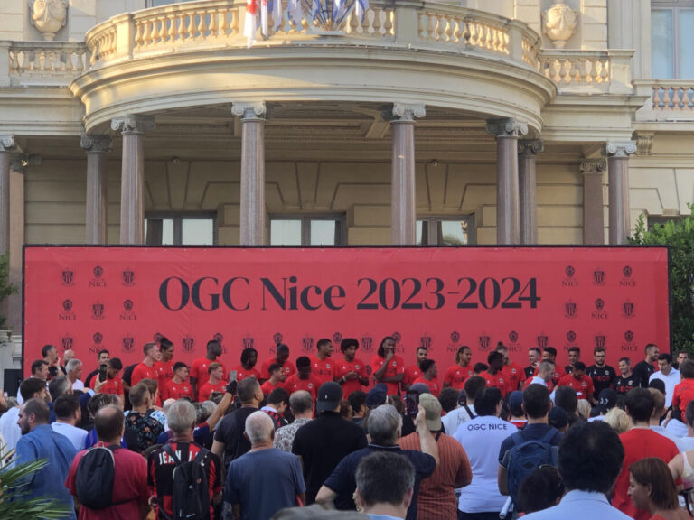 OGC Nice : la villa Masséna se pare de rouge et noir