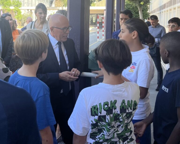 Eric Ciotti au collège Port Lympia