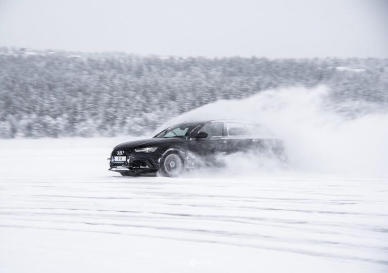 Comment les conditions météorologiques affectent les performances de la voiture