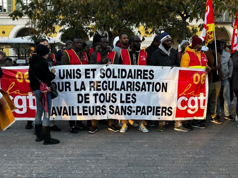 On vit ici, on bosse ici, on reste ici : manifestation des travailleurs sans-papiers ce lundi