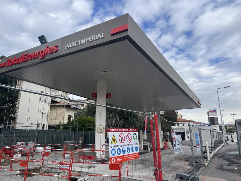 La station service du Piol au Parc Impérial fermée temporairement