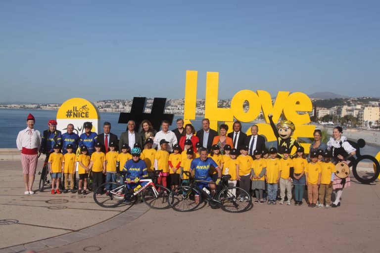 Le I Love Nice se métamorphose pour l’arrivée du Tour de France