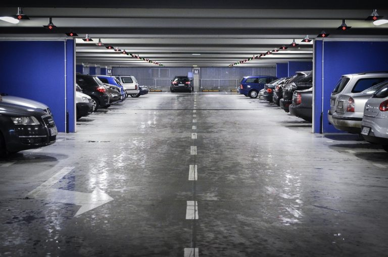 Comment trouver des places de parking à Nice ?