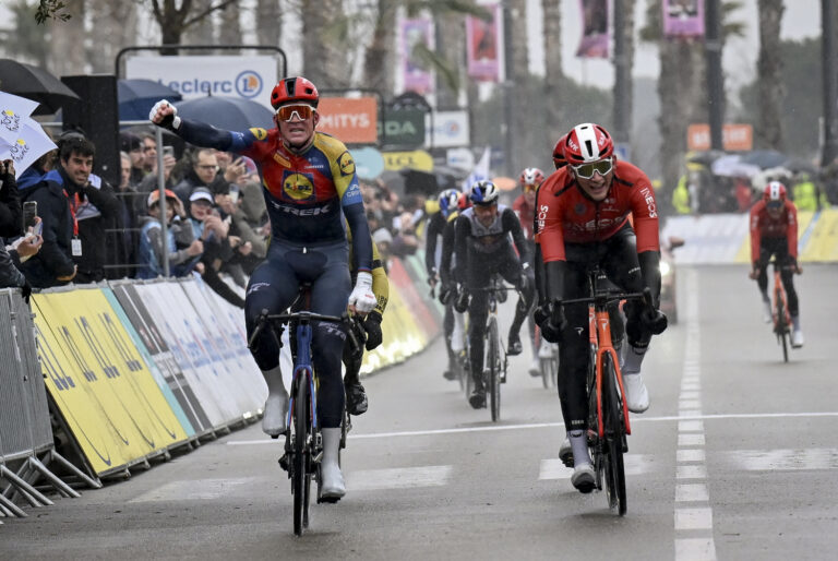 Paris-Nice : Mads Pedersen souffle la victoire à l’Étang de Berre