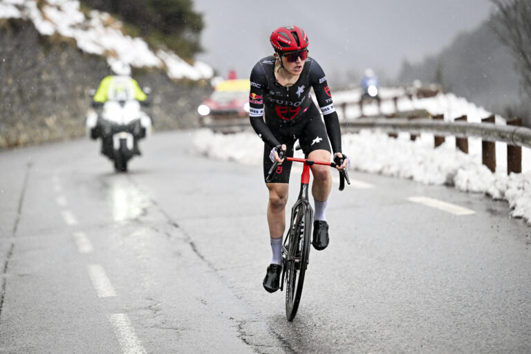 Paris-Nice : Michael Storer l’emporte à Auron